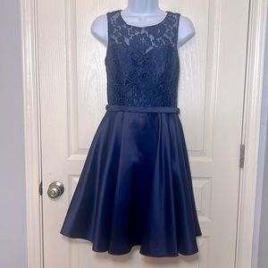 Navy semi formal dress. Prom quinceanera wedding. Lace top. XS